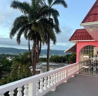 Three Palm Villa