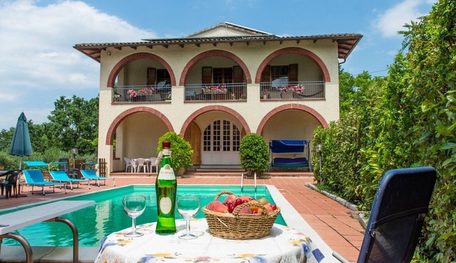 Three-room apartment Pool for 4-6 persons