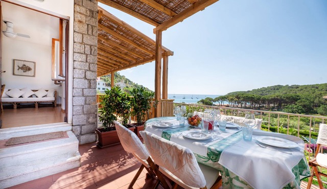 Three-room flat Montecristo