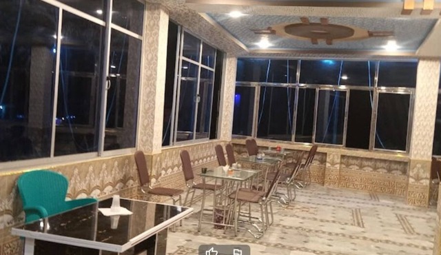 Three Star Hotel