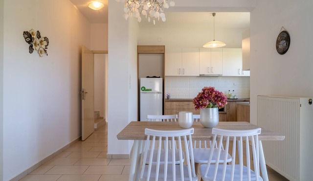 Three Waves Maisonettes | Manousos