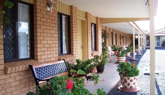 Three Ways Motel