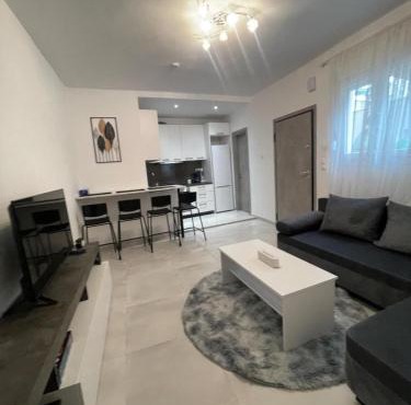 Three with 2 Baths in Evosmos