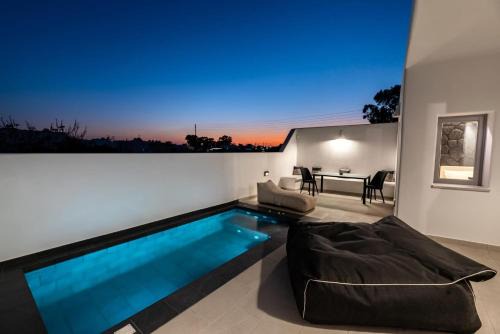 Thrilling Santorini Villa Villa Gauche 2 Bedrooms Furnished Sun Terrace With Private Heated Pool Perissa