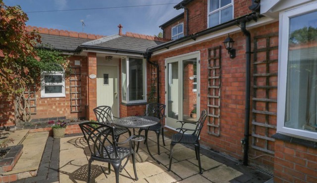 Thyme Cottage, Malvern. 3 bed.