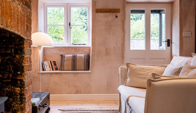 Thyme Cottage - sleeps 2 guests in 1 bedroom