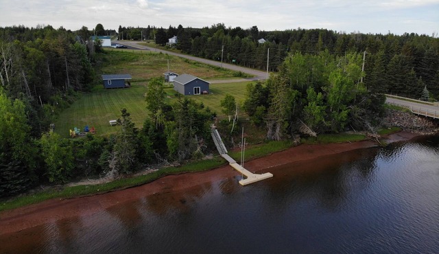 Tidal's Edge Cottage