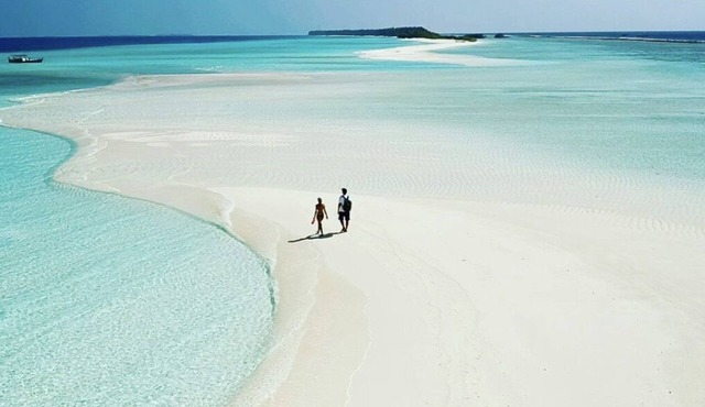 Tides Dhigurah