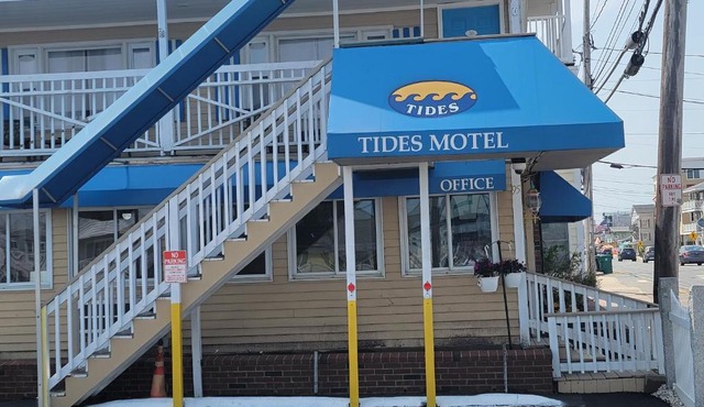 Tides Motel - Hampton Beach