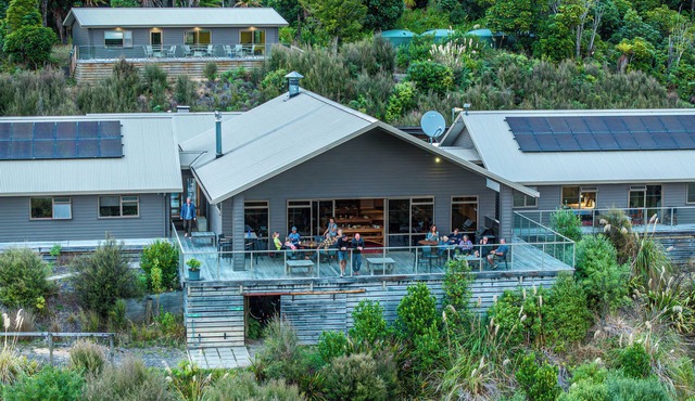 Timber Trail Lodge & Transport