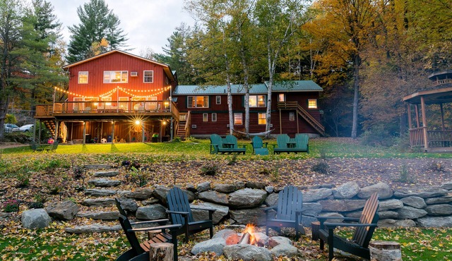 Timberholm Inn