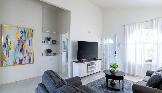 Timeless 2BD&2BTH Gated Community @ Discovery Bay