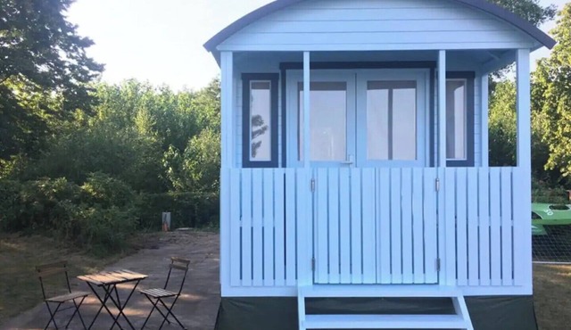 Tiny Beach House "Crab"