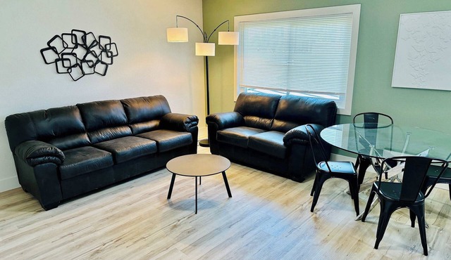 Tiny Haven Retreat|1Bedroom|1Bathroom|Sleeps 4