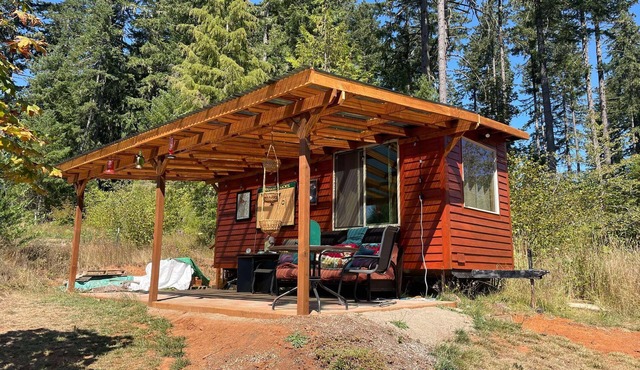 Tiny Home Caboose @ Zen Garden Sanctuary Spa
