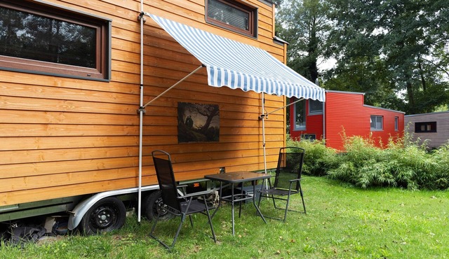 Tiny Home 'Ernesto' with Private Garden, Wi-Fi and Air Conditioning
