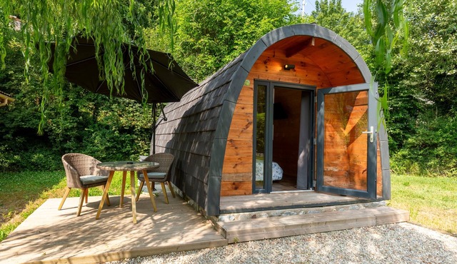 Tiny Home 'Le Pod 2' with Mountain View, Wi-Fi and Air Conditioning