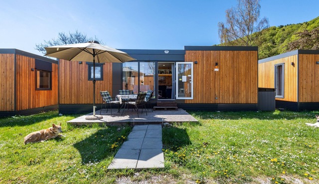 Tiny Home 'Lotte & Frieda' with Private Terrace