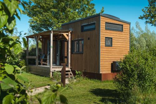 Tiny house for 2 persons at our boutique park in Scherpenzeel (Friesland)