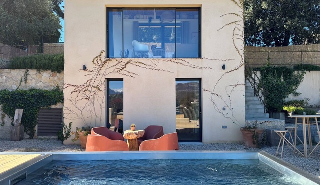 Tiny house-private jacuzzi-panoramic view-saint-paul-de-vence