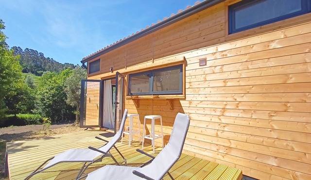 Tiny House in Sabadim: Disconnect and Comfort in Nature