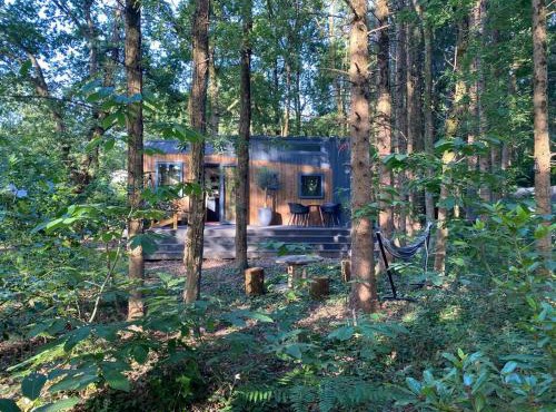 Tiny house sur terrain boisé à 10 mn de la mer