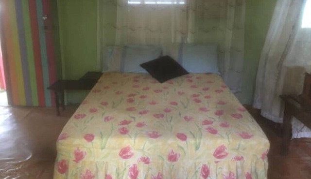 Tiny Oceanfront Unit Sleeps 2