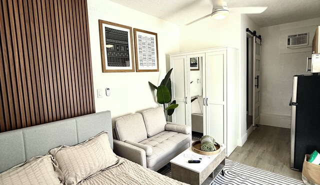 Tiny Studio Apartment Near St. Pete’s Vibrant Grand Central District