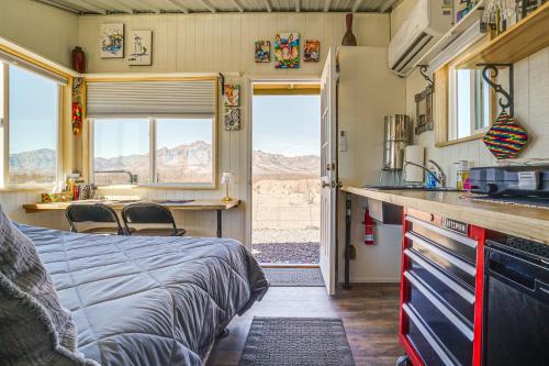 Tiny Town Cottages in Rodeo! 'Dog House'