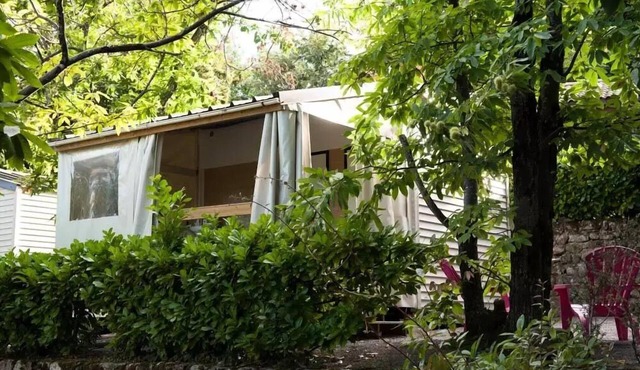 Tithome mobile home, Wednesday to Wednesday during the season, for 4 people