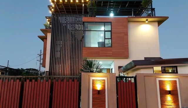 TJM Hot Spring Villa 1, a spacious 5-bedroom, with WiFi, AC in serene Los Baños