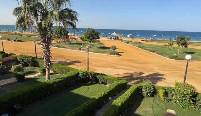 tLuxury Chalet in Ain Sokhna – Sea View & Pool Access