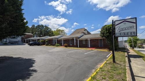 TOCCOA MOTEL