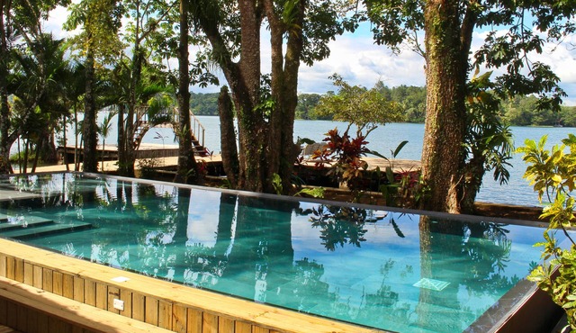 ☀Tom's Paradise: River Front View, Private Pool, A/C + Free Breakfast