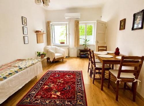 Tomaji Szederfás Apartman - két lépésre a központtól - ingyenes parkolás!