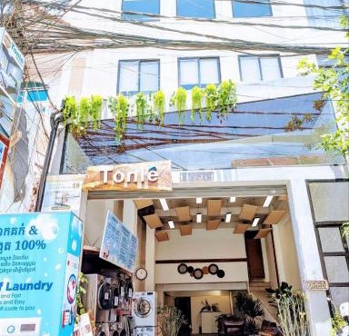 Tonle Hostel