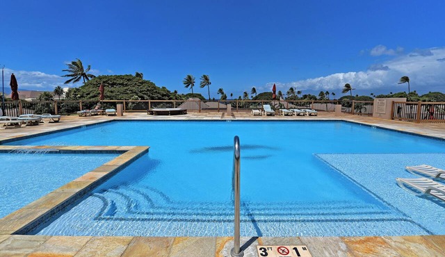 Top Floor, Corner Unit, Pool View, Kaanapali Beach