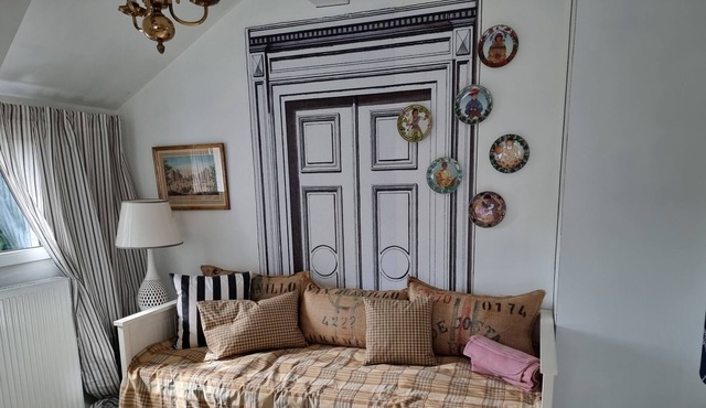 Top floor studio apartment