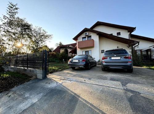 Topaz Villa