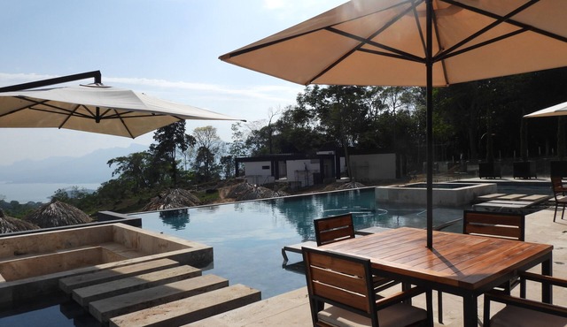 TOPOWA CLUB HOUSE RESORT