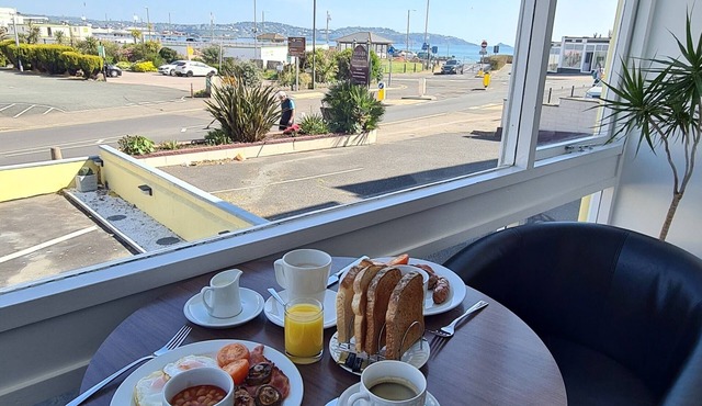 Torland Seafront Hotel