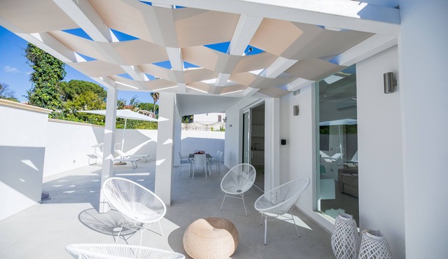 Total White Villa - Relaxing experience