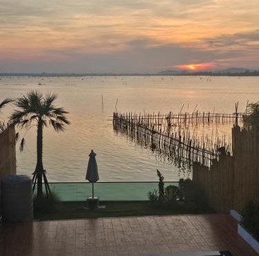 Touchwarin kohyor pool villa ธัชวารินเกาะยอพูลวิลล่า