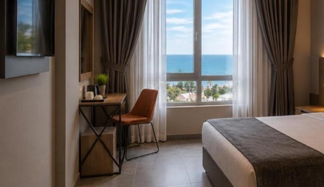 Tourist Hotel