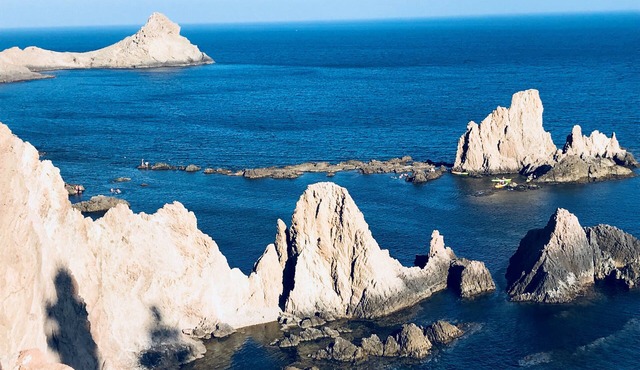 Tower 28 Macenas, Luxury complex, beach, 3 rooms, ideal families