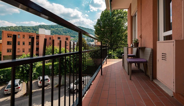 Town 8 - Cernobbio - One Bedroom Apartment, Sleeps 3
