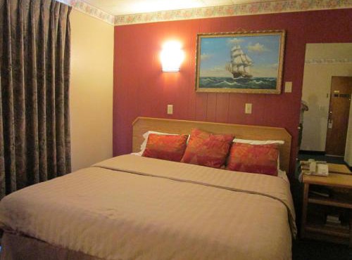 Townhouse Motel