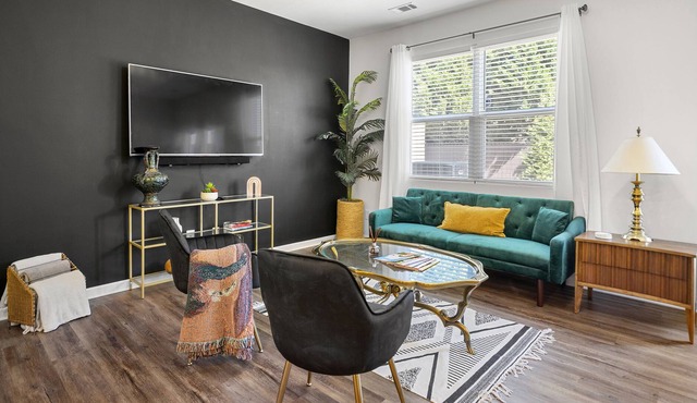 Townhouse Oasis
