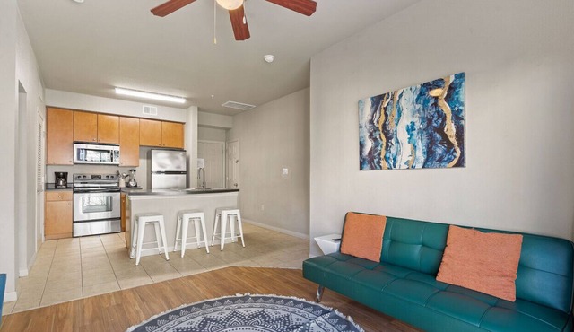 TP 305 Luckey · Spacious Cozy 2 Bedroom Condo! GREAT location
