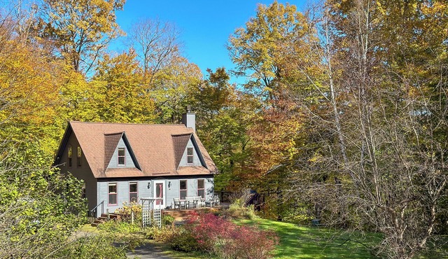 Traditional Private Vermont Home with Post & Beam Finishes